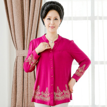 海依凡2014秋裝中老年女長(zhǎng)袖T恤 舒適與優(yōu)雅并存的媽媽裝之選